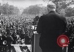 Standbild Treueeid der Amerikaner New York City USA, 1946, aus Sekunde 51 historischem Filmmaterial Videoclip 65675036128