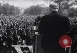 Standbild Treueeid der Amerikaner New York City USA, 1946, aus Sekunde 52 historischem Filmmaterial Videoclip 65675036128