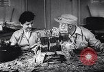 Standbild Gold Miner Streiks Es Rich Toronto Ontario Kanada, 1946, aus Sekunde 43 historischem Filmmaterial Videoclip 65675036131