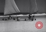Standbild sand Sailing Race Daytona Beach Florida USA, 1946, aus Sekunde 42 historischem Filmmaterial Videoclip 65675036133