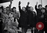 Immagine di Ceco bambini ebrei fuggire alla sicurezza nella seconda guerra mondiale La Cecoslovacchia, 1938, secondo 11 filmato di repertorio 65675036143