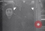 Immagine di Ceco bambini ebrei fuggire alla sicurezza nella seconda guerra mondiale La Cecoslovacchia, 1938, secondo 30 filmato di repertorio 65675036143