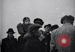 Immagine di Ceco bambini ebrei fuggire alla sicurezza nella seconda guerra mondiale La Cecoslovacchia, 1938, secondo 57 filmato di repertorio 65675036143