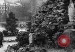 Image civils tués par des Allemands Stavelot Belgique, 1944, de la seconde 59 séquences d'archives historiques vidéo 65675036159