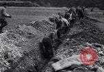 Image Arnsdadt camp de concentration Arnstadt Allemagne, 1945, de la seconde 46 séquences d'archives historiques vidéo 65675036160