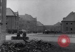 Standbild Munster Konzentrationslager Munster Deutschland, 1945, aus Sekunde 8 historischem Filmmaterial Videoclip 65675036167
