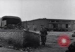 Standbild Munster Konzentrationslager Munster Deutschland, 1945, aus Sekunde 17 historischem Filmmaterial Videoclip 65675036167
