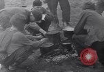 Standbild Munster Konzentrationslager Munster Deutschland, 1945, aus Sekunde 35 historischem Filmmaterial Videoclip 65675036167