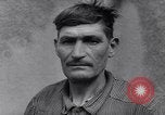 Standbild Munster Konzentrationslager Munster Deutschland, 1945, aus Sekunde 50 historischem Filmmaterial Videoclip 65675036167