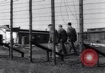 Immagine di Hannover campo di concentramento Hannover Germania, 1945, secondo 18 filmato di repertorio 65675036170
