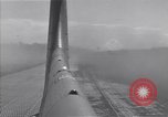 Standbild Henderson Field Start- und Landebahn Guadalcanal Salomonen, 1944, aus Sekunde 13 historischem Filmmaterial Videoclip 65675036191