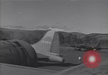 Standbild Henderson Field Start- und Landebahn Guadalcanal Salomonen, 1944, aus Sekunde 17 historischem Filmmaterial Videoclip 65675036191
