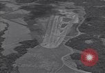 Standbild Carney Feld Start- und Landebahn Guadalcanal Salomonen, 1944, aus Sekunde 47 historischem Filmmaterial Videoclip 65675036192