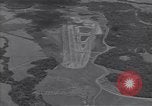 Standbild Carney Feld Start- und Landebahn Guadalcanal Salomonen, 1944, aus Sekunde 53 historischem Filmmaterial Videoclip 65675036192