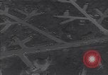 Standbild Guadalcanal Flugplatz Guadalcanal Salomonen, 1944, aus Sekunde 21 historischem Filmmaterial Videoclip 65675036193