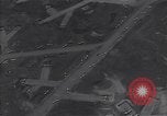 Standbild Guadalcanal Flugplatz Guadalcanal Salomonen, 1944, aus Sekunde 26 historischem Filmmaterial Videoclip 65675036193