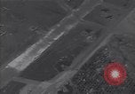 Standbild Guadalcanal Flugplatz Guadalcanal Salomonen, 1944, aus Sekunde 53 historischem Filmmaterial Videoclip 65675036193