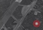 Standbild Guadalcanal Flugplatz Guadalcanal Salomonen, 1944, aus Sekunde 56 historischem Filmmaterial Videoclip 65675036193