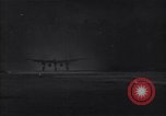 Immagine di P-38 decolla Guadalcanal nelle Isole Salomone, 1944, secondo 30 filmato di repertorio 65675036197