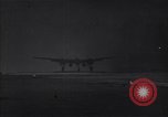 Immagine di P-38 decolla Guadalcanal nelle Isole Salomone, 1944, secondo 44 filmato di repertorio 65675036197