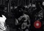 Immagine di Il tenente CE Rusi Guadalcanal nelle Isole Salomone, 1944, secondo 33 filmato di repertorio 65675036198