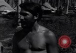 Immagine di Il tenente CE Rusi Guadalcanal nelle Isole Salomone, 1944, secondo 43 filmato di repertorio 65675036198