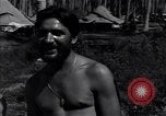 Immagine di Il tenente CE Rusi Guadalcanal nelle Isole Salomone, 1944, secondo 48 filmato di repertorio 65675036198