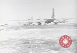 Standbild B-29 Bomber Saipan Nördliche Marianen, 1945, aus Sekunde 14 historischem Filmmaterial Videoclip 65675036229