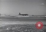Standbild B-29 Bomber Saipan Nördliche Marianen, 1945, aus Sekunde 21 historischem Filmmaterial Videoclip 65675036229