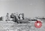 Standbild Besatzungsmitglieder Saipan Nördliche Marianen, 1945, aus Sekunde 34 historischem Filmmaterial Videoclip 65675036230