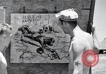 Standbild USA Airmen Saipan Nördliche Marianen, 1945, aus Sekunde 54 historischem Filmmaterial Videoclip 65675036232
