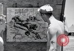 Standbild USA Airmen Saipan Nördliche Marianen, 1945, aus Sekunde 58 historischem Filmmaterial Videoclip 65675036232
