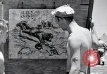 Standbild USA Airmen Saipan Nördliche Marianen, 1945, aus Sekunde 61 historischem Filmmaterial Videoclip 65675036232