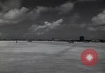 Standbild B-29 Bomber 42-224802 Mariana Islands Guam, 1944, aus Sekunde 15 historischem Filmmaterial Videoclip 65675036235