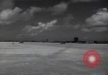 Standbild B-29 Bomber 42-224802 Mariana Islands Guam, 1944, aus Sekunde 17 historischem Filmmaterial Videoclip 65675036235