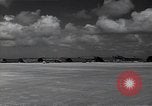 Standbild B-29 Bomber 42-224802 Mariana Islands Guam, 1944, aus Sekunde 39 historischem Filmmaterial Videoclip 65675036235