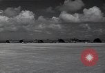 Standbild B-29 Bomber 42-224802 Mariana Islands Guam, 1944, aus Sekunde 40 historischem Filmmaterial Videoclip 65675036235