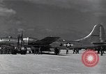 Standbild B-29 Bomber 42-224802 Mariana Islands Guam, 1944, aus Sekunde 61 historischem Filmmaterial Videoclip 65675036235