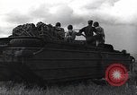 Standbild amphibische Fahrzeug Insel Tinian Marianen, 1944, aus Sekunde 23 historischem Filmmaterial Videoclip 65675036236
