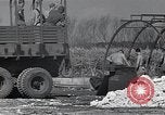 Standbild Bau auf der Insel Tinian Insel Tinian Marianen, 1944, aus Sekunde 38 historischem Filmmaterial Videoclip 65675036237