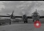 Standbild B-29 Bomber take off Saipan Nördliche Marianen, 1944, aus Sekunde 18 historischem Filmmaterial Videoclip 65675036242