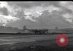 Standbild B-29 Bomber take off Saipan Nördliche Marianen, 1944, aus Sekunde 24 historischem Filmmaterial Videoclip 65675036242