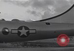 Standbild B-29 Bomber take off Saipan Nördliche Marianen, 1944, aus Sekunde 49 historischem Filmmaterial Videoclip 65675036242