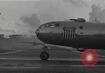 Standbild B-29 Bomber take off Saipan Nördliche Marianen, 1944, aus Sekunde 55 historischem Filmmaterial Videoclip 65675036242