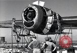 Immagine di Danneggiato B-29 bombardiere Saipan Isole Marianne Settentrionali, 1945, secondo 27 filmato di repertorio 65675036245