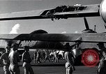 Immagine di Danneggiato B-29 bombardiere Saipan Isole Marianne Settentrionali, 1945, secondo 41 filmato di repertorio 65675036245