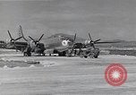 Standbild Isley Feld base Saipan Nördliche Marianen, 1944, aus Sekunde 5 historischem Filmmaterial Videoclip 65675036252