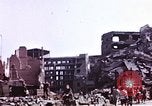 Standbild Zerstörte Gebäude aus der Schlacht um Berlin Berlin Deutschland, 1945, aus Sekunde 15 historischem Filmmaterial Videoclip 65675036257
