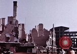 Standbild Zerstörte Gebäude aus der Schlacht um Berlin Berlin Deutschland, 1945, aus Sekunde 30 historischem Filmmaterial Videoclip 65675036257