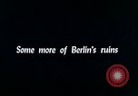Standbild Zerstörte Gebäude aus der Schlacht um Berlin Berlin Deutschland, 1945, aus Sekunde 38 historischem Filmmaterial Videoclip 65675036257